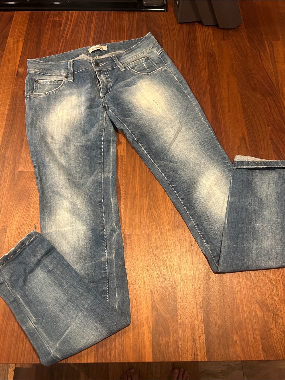 Einstein Progetti & Prodotti Women's Faded Blue Stretch Denim Jeans